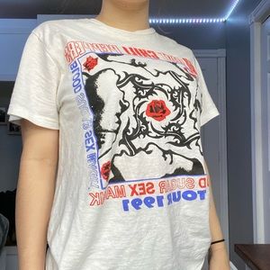 Red Hot Chili Peppers Band Tee
